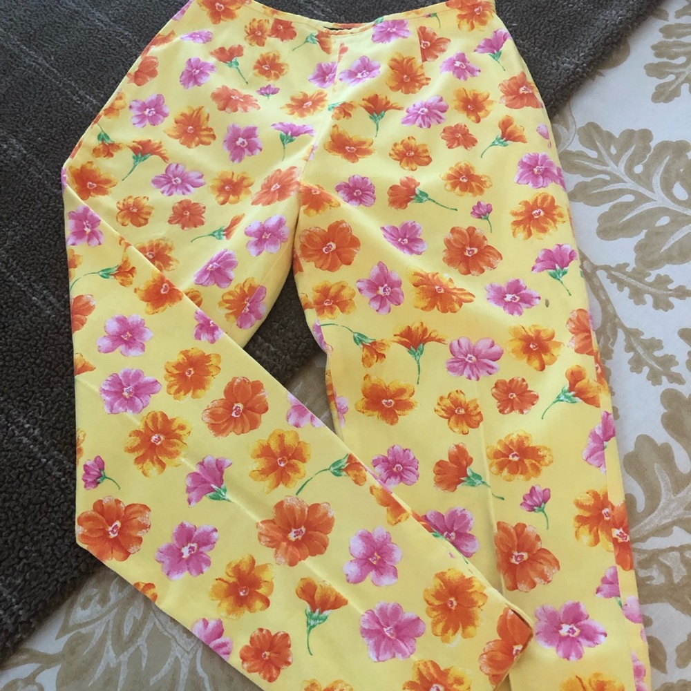 Adrienne Vittadini Capris
